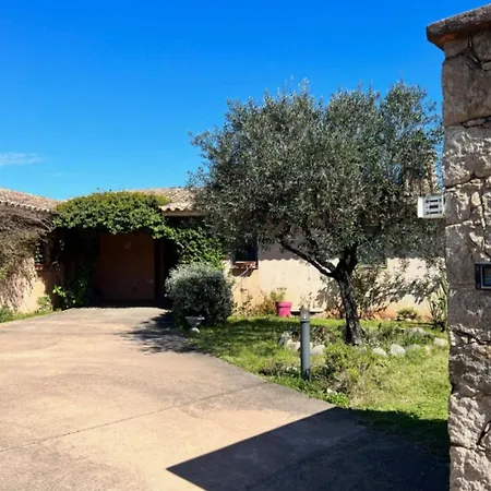 Spacious Family House Near The Sea Hotel
